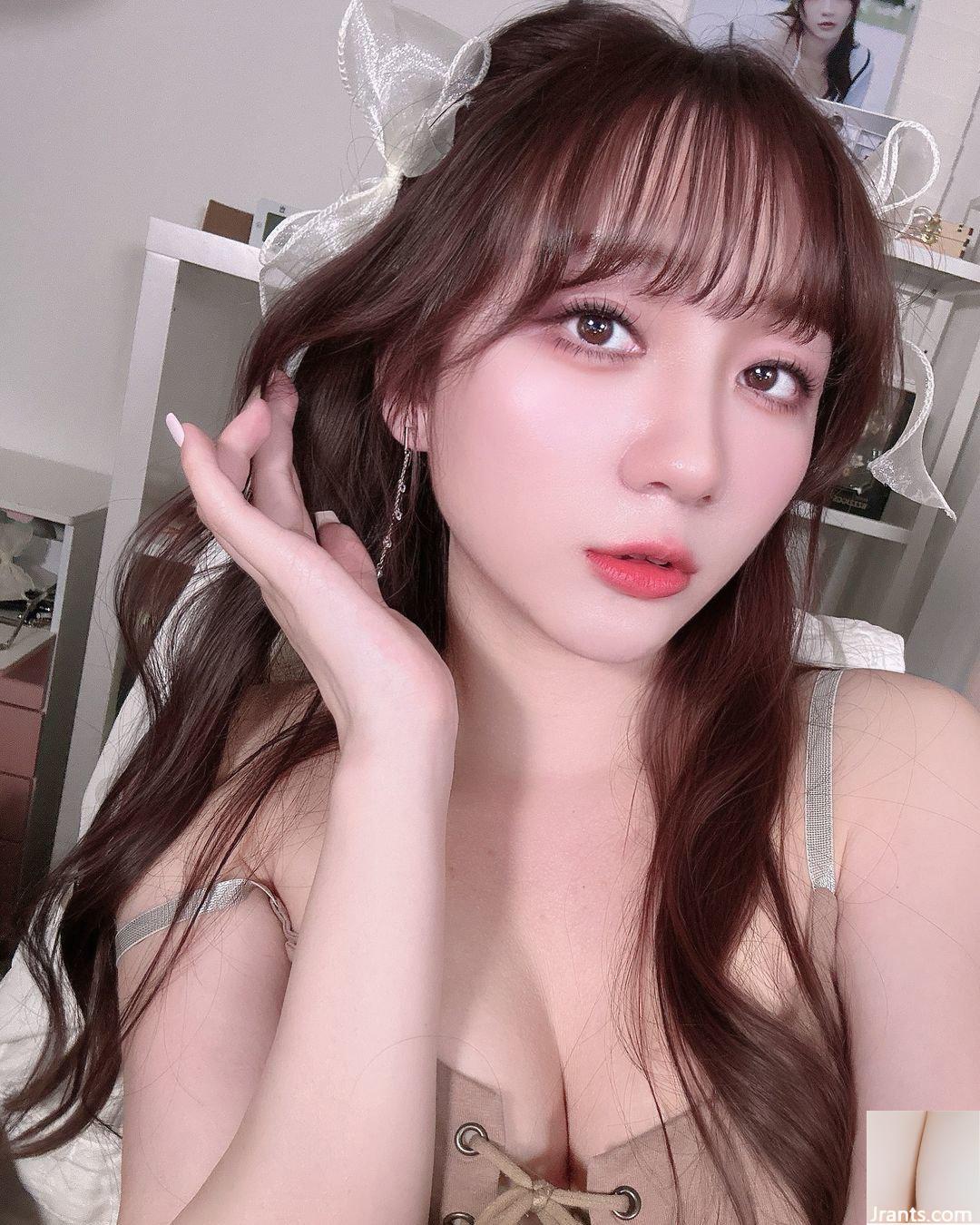 Người dẫn chương trình trực tiếp xinh đẹp “Koneko” có đôi mắt điện quyến rũ gây nghiện (10P) - Ảnh 2