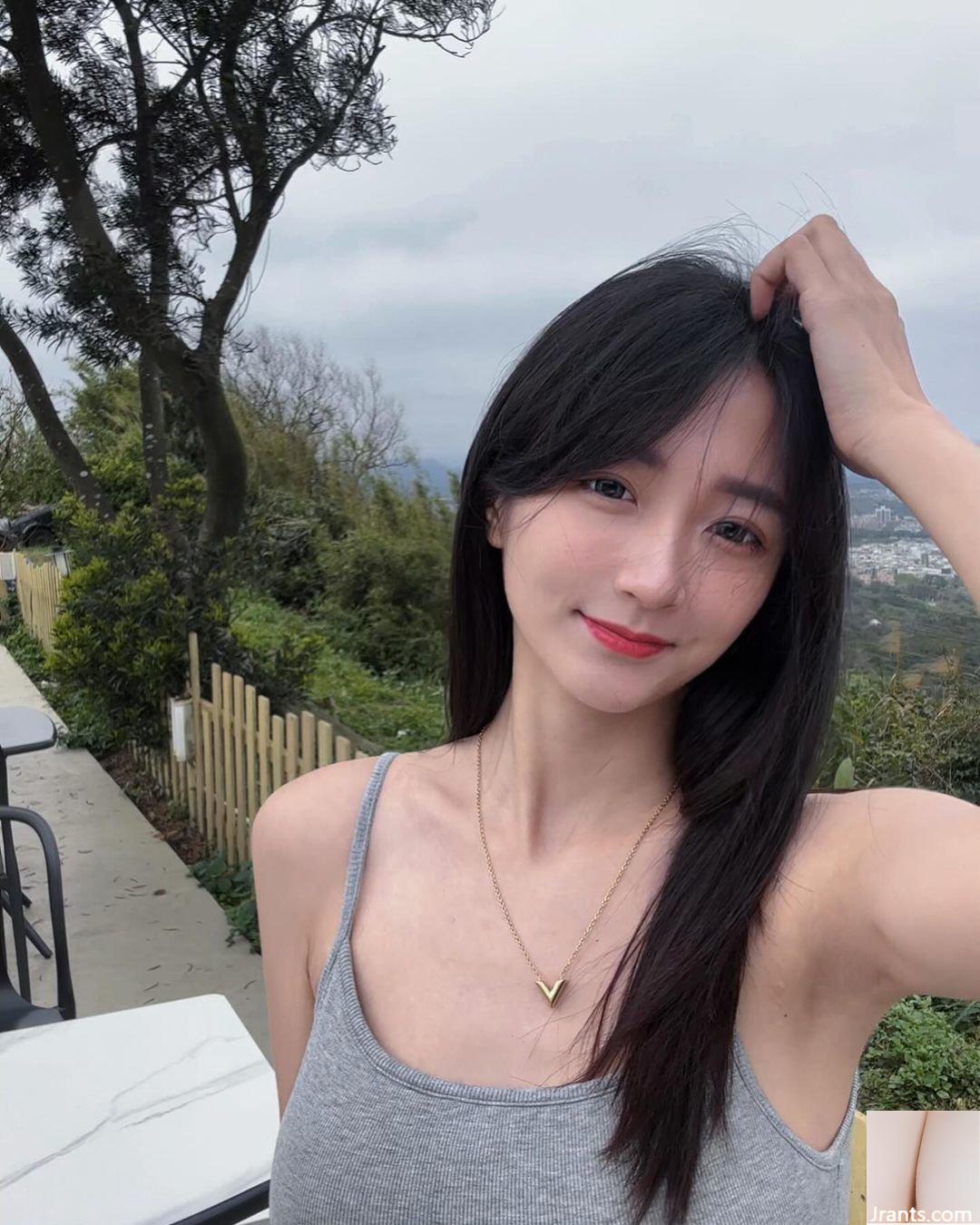 Mỹ nhân mắt to “Xu Yahan” sở hữu gương mặt thần thánh và thân hình bụ bẫm khiến dân tình phát cuồng (10P) - Ảnh 3