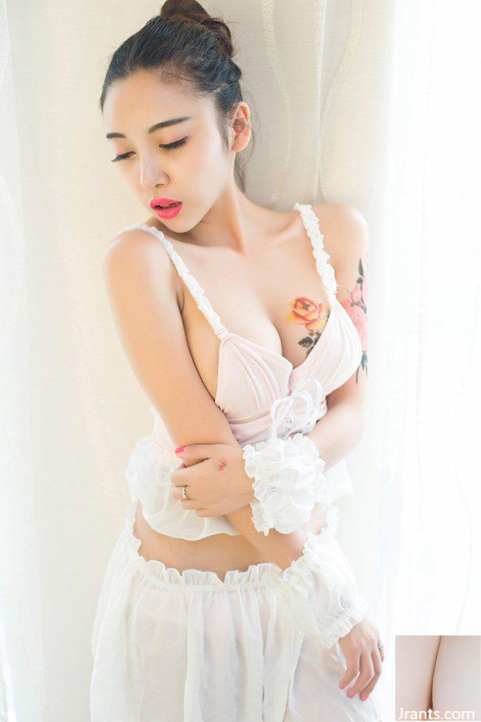 Thiếu nữ cô đơn Li Zixi trong bộ trang phục gợi cảm của SM với bộ ngực khủng và quyến rũ (59P) - Ảnh 57