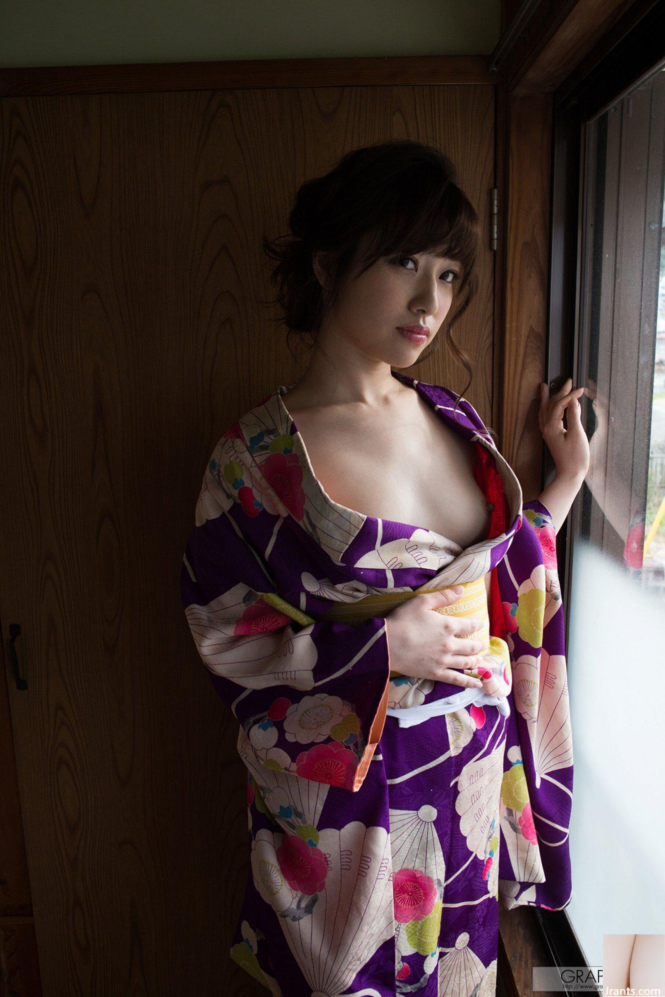 Masami Ichikawa (Graphis) “Tôi) ở đây” (25-03-2016) (147P) - Ảnh 60