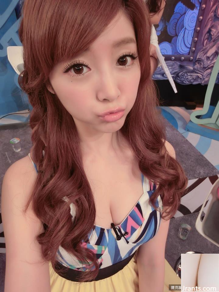 Bikini khoe bộ ngực khủng trắng như tuyết ~ Thành ngữ kiều mạch ~ Bộ ngực cúp D “hình tình yêu” bùng nổ và nóng bỏng (85P) - Ảnh 83