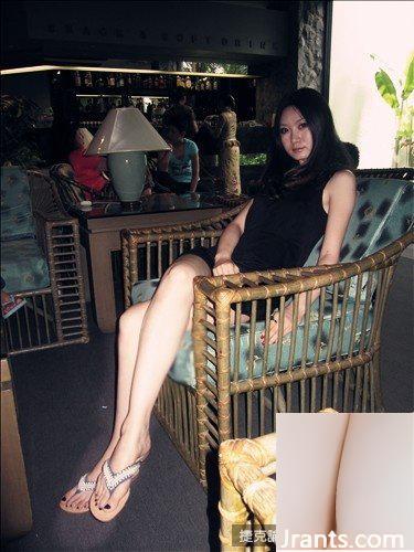 (Lulu) Đôi chân dài và độc đoán lộ ra ngoài (32P) - Ảnh 28