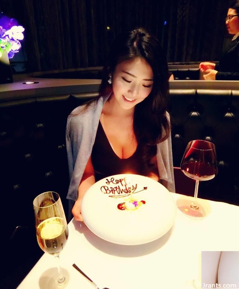 Thật là một blogger ẩm thực xinh đẹp ~ Joyce Xixi ~ Cô ấy đẹp trai và dáng người chuẩn đến nỗi tôi không để ý cô ấy đang giới thiệu món ăn gì (84P) - Ảnh 76