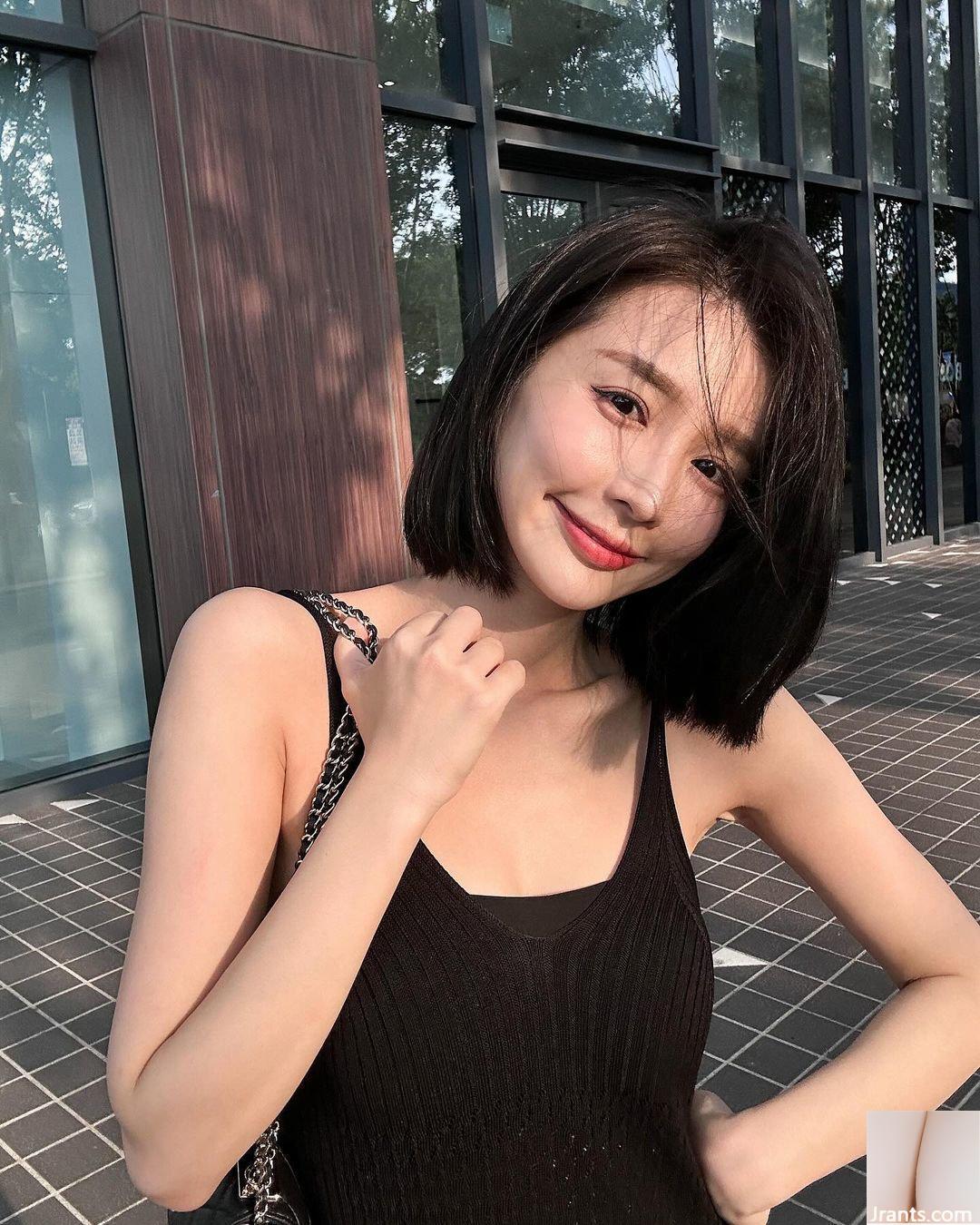 Người mẫu trẻ mắt điện “Tong Yu” có thân hình cực kỳ quyến rũ với dáng người khó nắm bắt (10P) - Ảnh 2