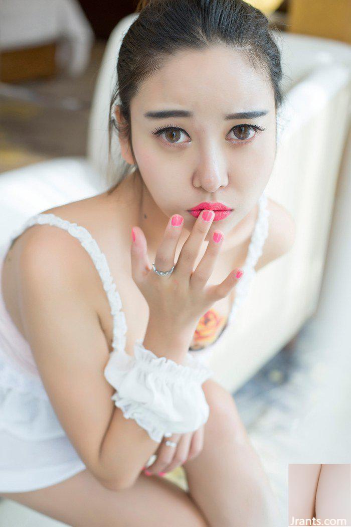 Thiếu nữ cô đơn Li Zixi trong bộ trang phục gợi cảm của SM với bộ ngực khủng và quyến rũ (59P) - Ảnh 53