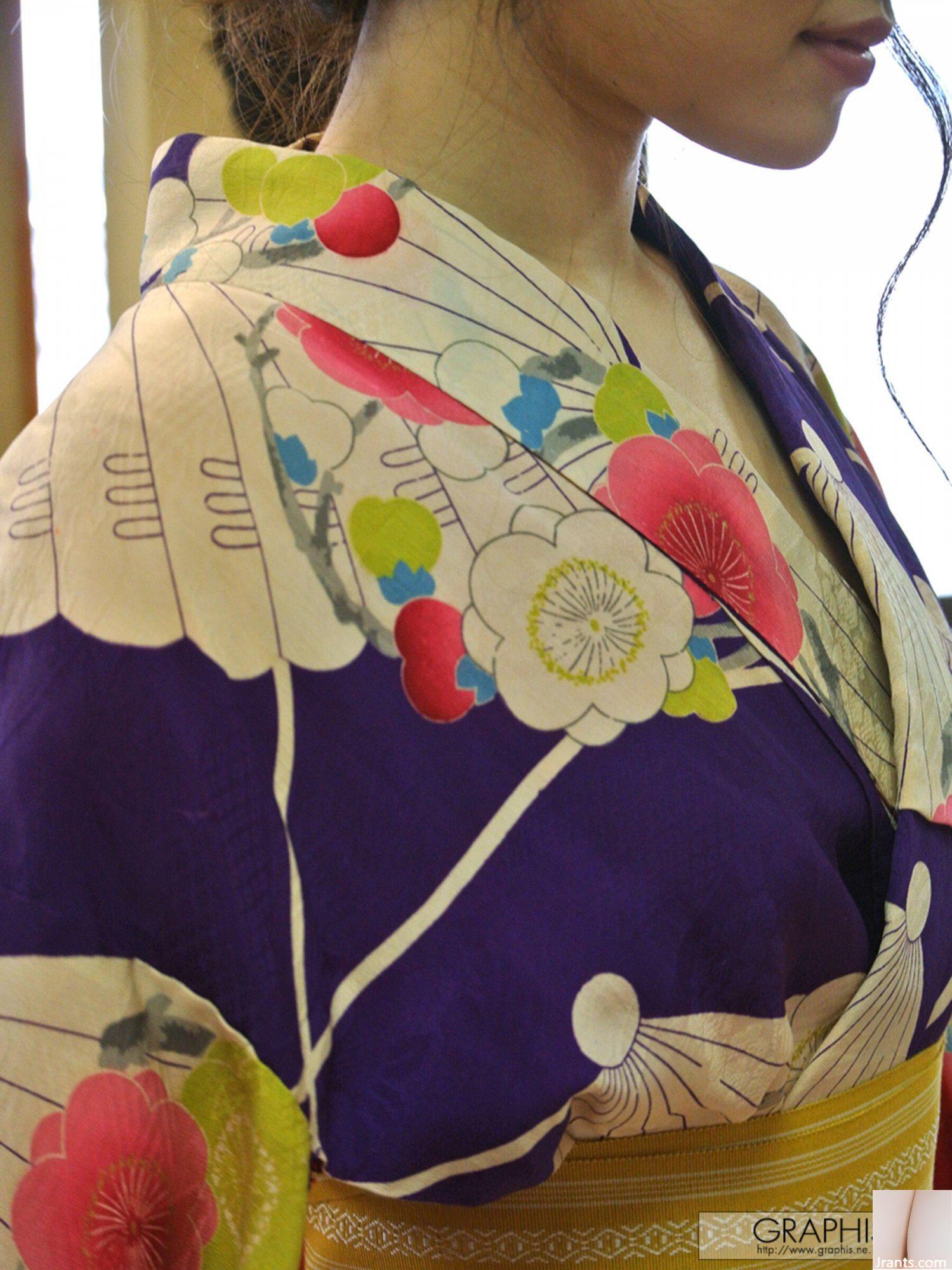 Masami Ichikawa (Graphis) “Tôi) ở đây” (25-03-2016) (147P) - Ảnh 145