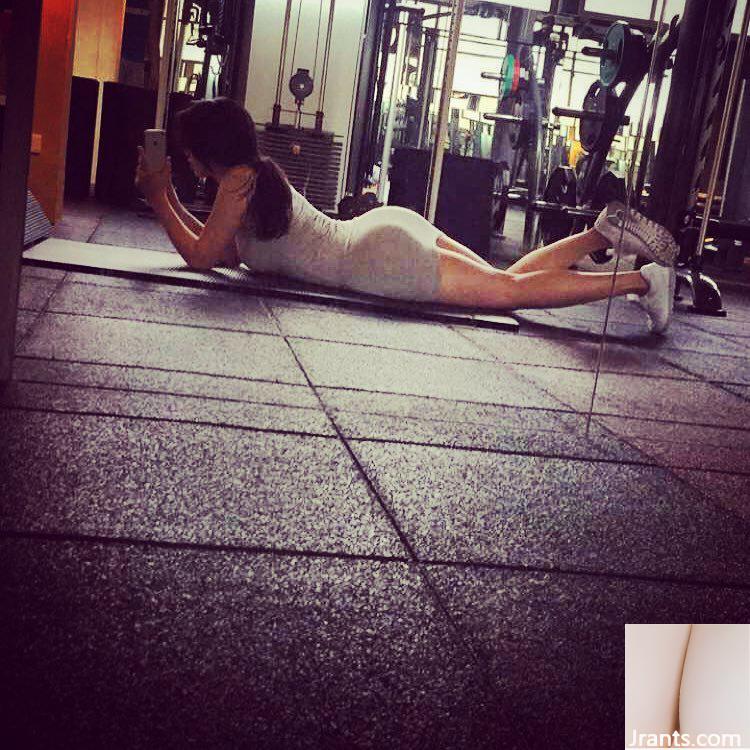 Cô gái siêu gợi cảm 34D với cặp mông săn chắc ~Cai Yunjie~ (96P) - Ảnh 68