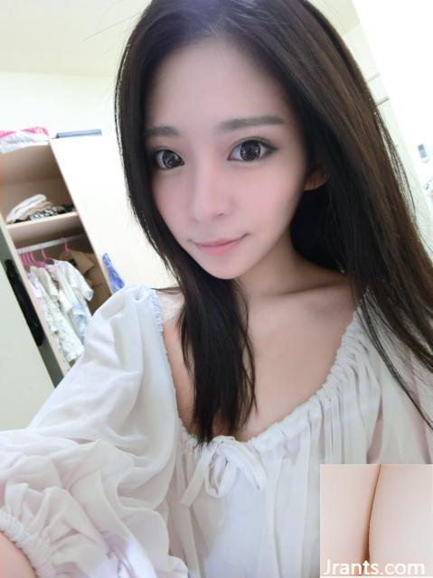 Em gái ngực D xinh đẹp du lịch Kenting ~Katy Hung ~ Bộ ngực khủng lộ ra ngoài, bắt mắt (37P)