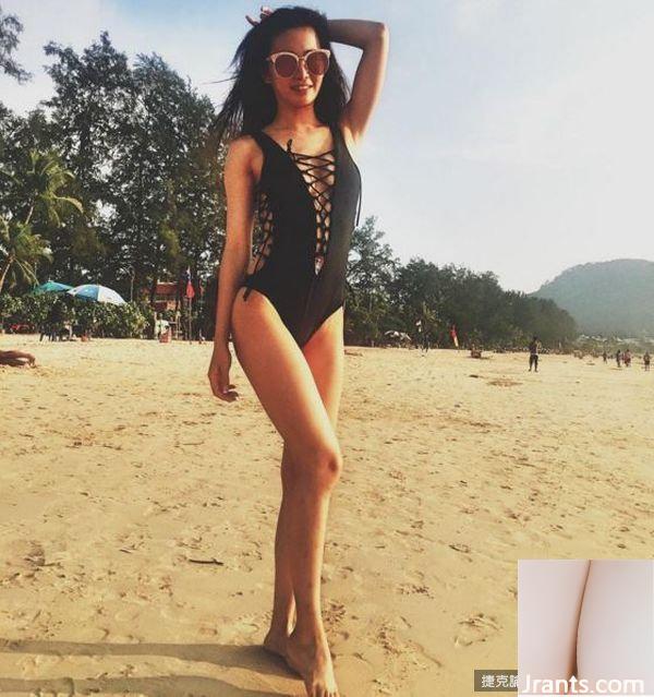 Hot girl chân dài Shu Zichen với hình chữ V khoét sâu kéo dài đến rốn đứng lộn ngược trên lưng ngựa trên bãi biển (48P) - Ảnh 3