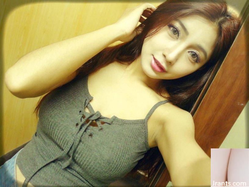 Cô gái xinh đẹp có đôi mắt điện trong cửa hàng quần áo ~ ​​Fefe (Feifei) ~ mặc bikini trắng để khoe vẻ đẹp tự nhiên (32P) - Ảnh 5