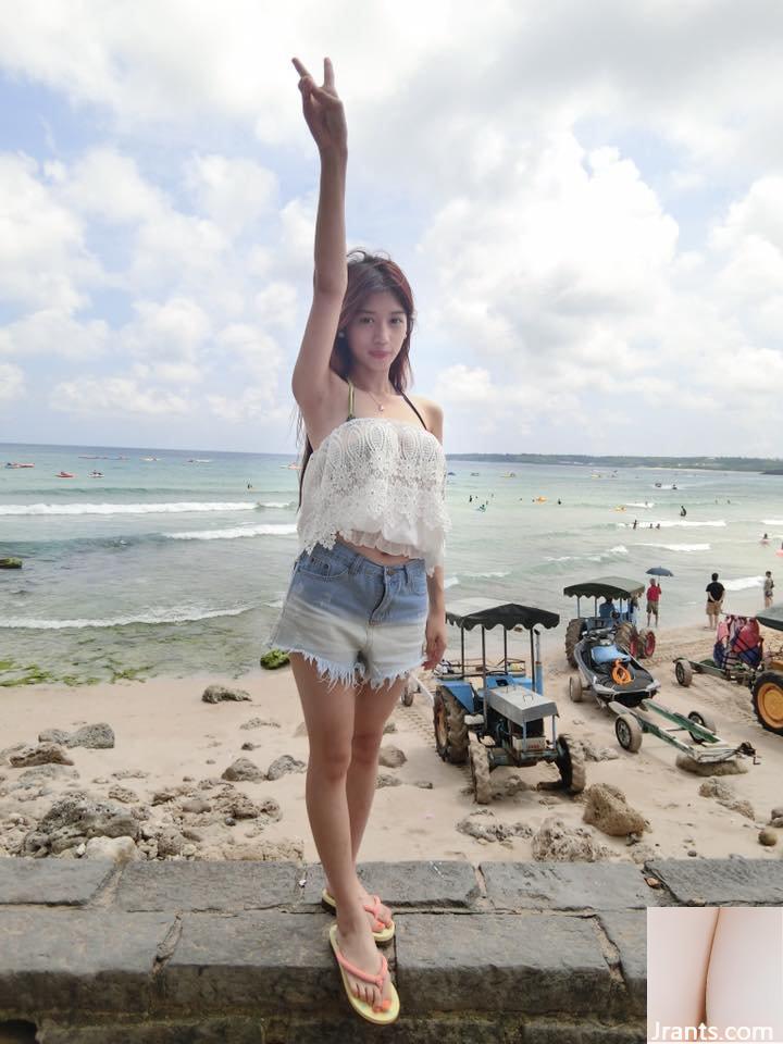 Hàu tươi nướng và cô gái xinh đẹp E-boob của Dongshi ~ Lin Yiting ~ chụp ảnh tự sướng trong xe với chiếc váy chữ V khoét sâu và con đường sự nghiệp lâu dài của cô ấy thật tuyệt vời (38P) - Ảnh 37