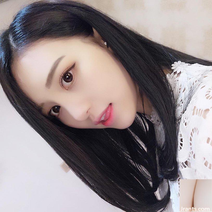 Cô gái xinh đẹp với thân hình đáng kinh ngạc, đôi chân đẹp, khuôn mặt và vòng eo thon, làn da trắng và đôi mắt điện ~ Crystal Lee ~ Làm sao tôi có thể đứng được khi đi xe đạp như thế này (55P) - Ảnh 32