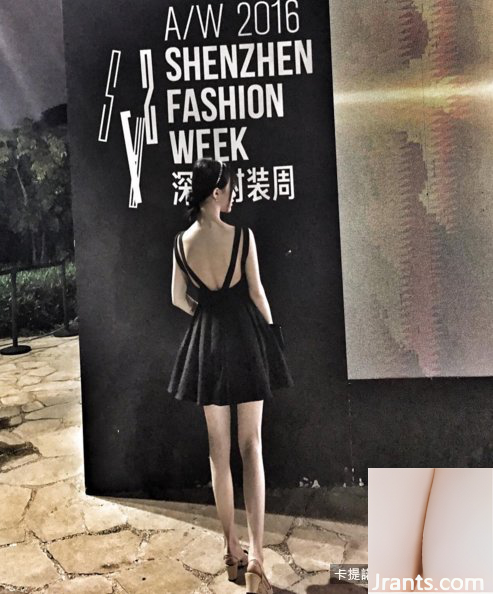 Cô gái xinh đẹp với thân hình đáng kinh ngạc, đôi chân đẹp, khuôn mặt và vòng eo thon, làn da trắng và đôi mắt điện ~ Crystal Lee ~ Làm sao tôi có thể đứng được khi đi xe đạp như thế này (55P) - Ảnh 8