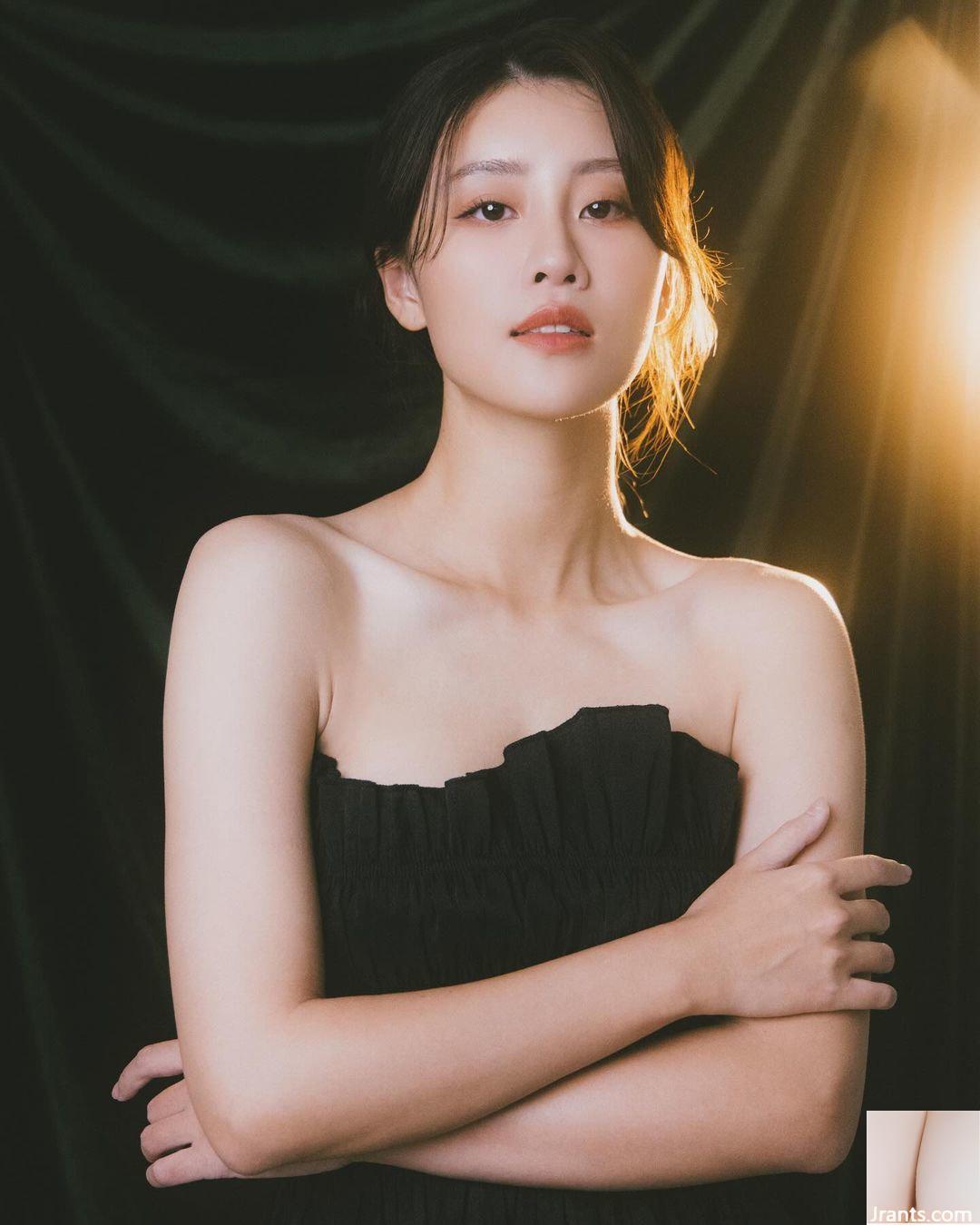 “Lin Zhenyi YUNA” có làn da trắng và bộ ngực mềm mại, mùi thơm của sữa có thể ngửi thấy từ màn hình (10P) - Ảnh 9