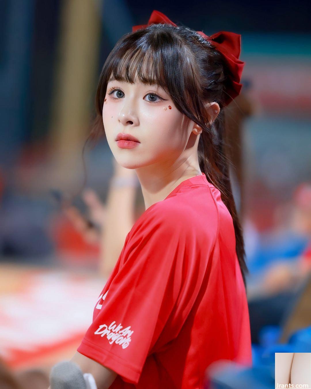 Người yêu ngực đẹp “Chen Yuting” khoe mặt nóng bỏng và đầy cám dỗ (10P) - Ảnh 2