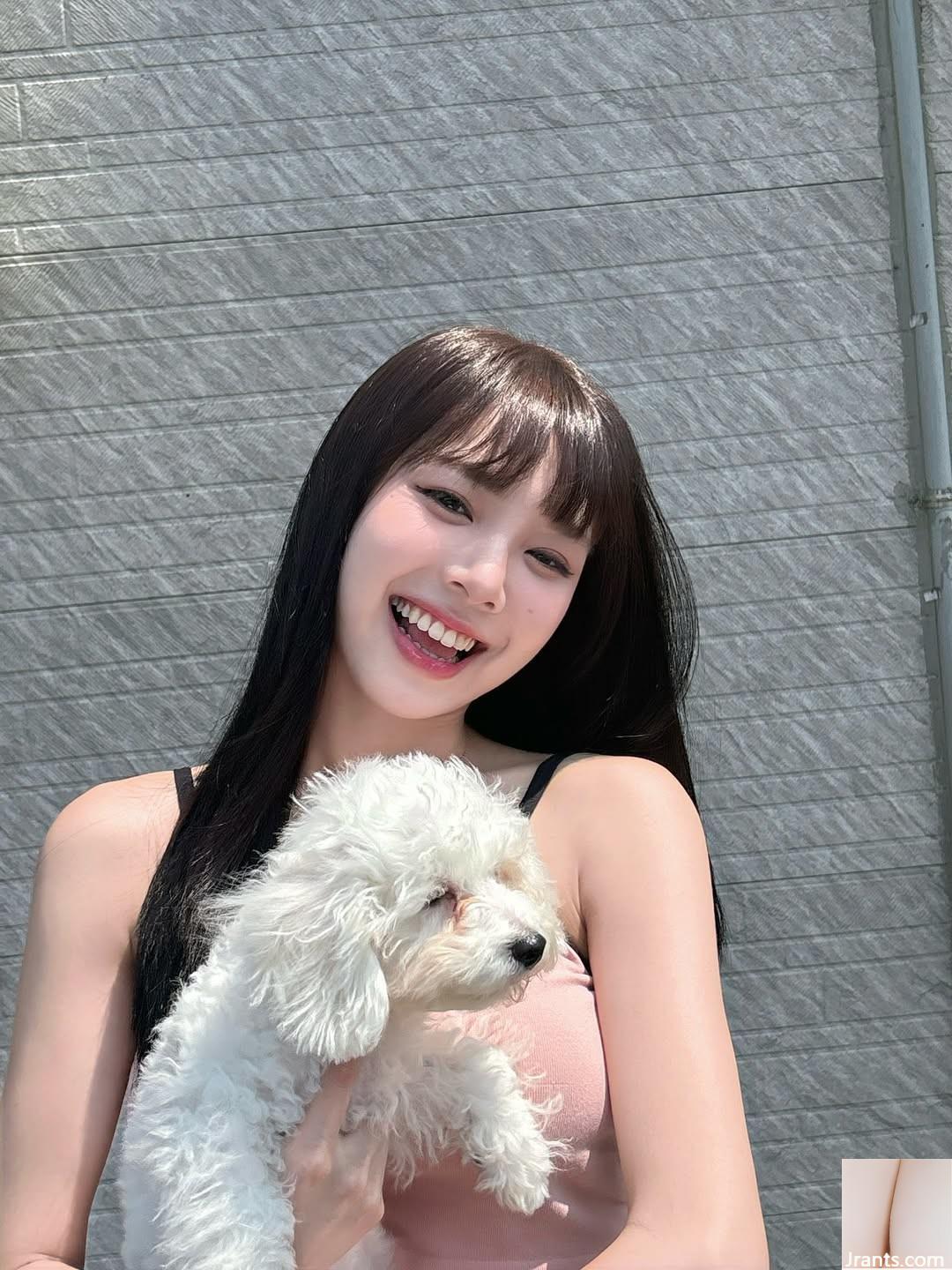 Vòng một nóng bỏng của “Xi Xi” thổi bùng và vóc dáng gợi cảm khiến dân tình phát cuồng (10P) - Ảnh 2