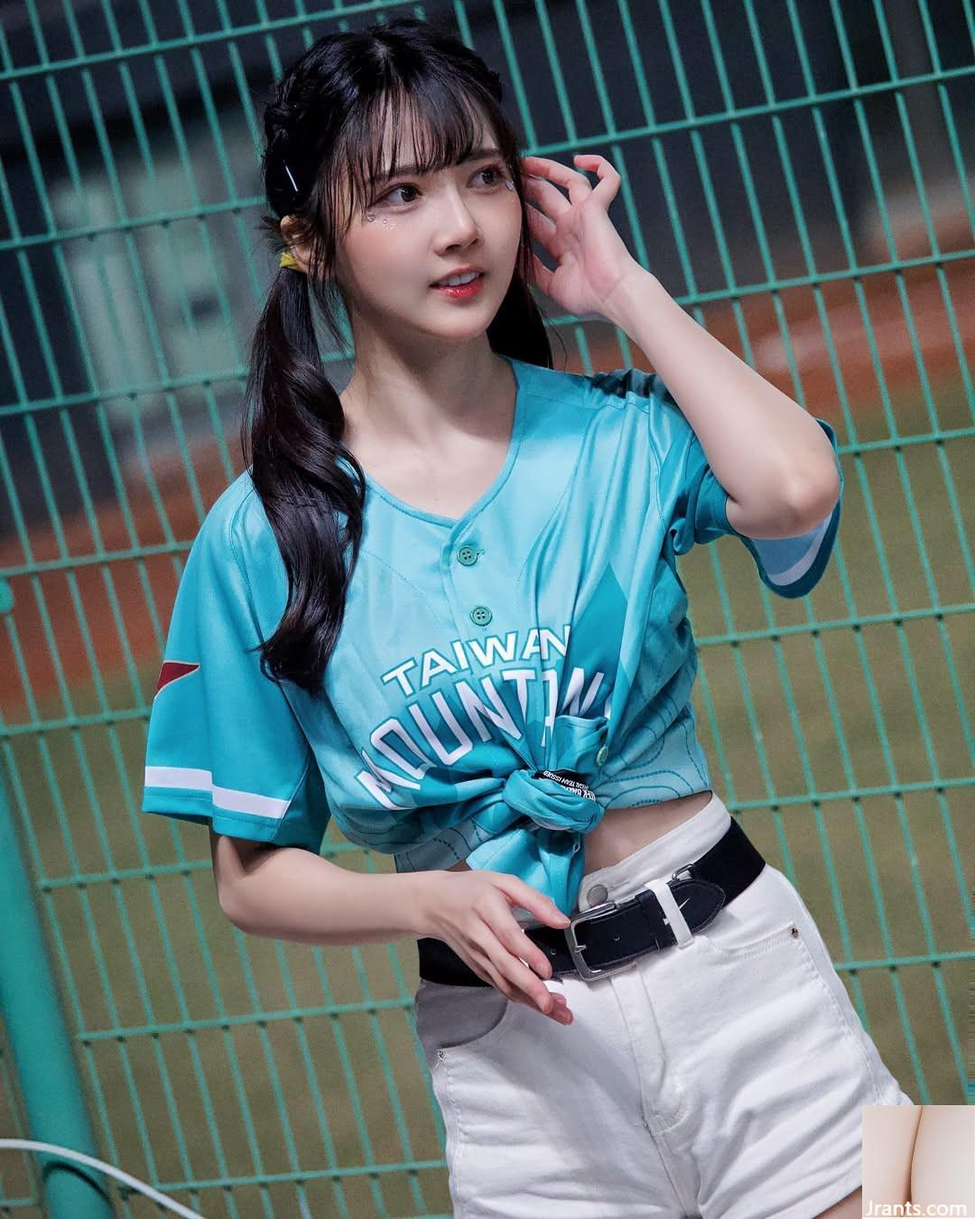 Đôi mắt to, sâu và dáng người gợi cảm của “Yi Chen” sẽ quyến rũ trái tim bạn (10P) - Ảnh 4