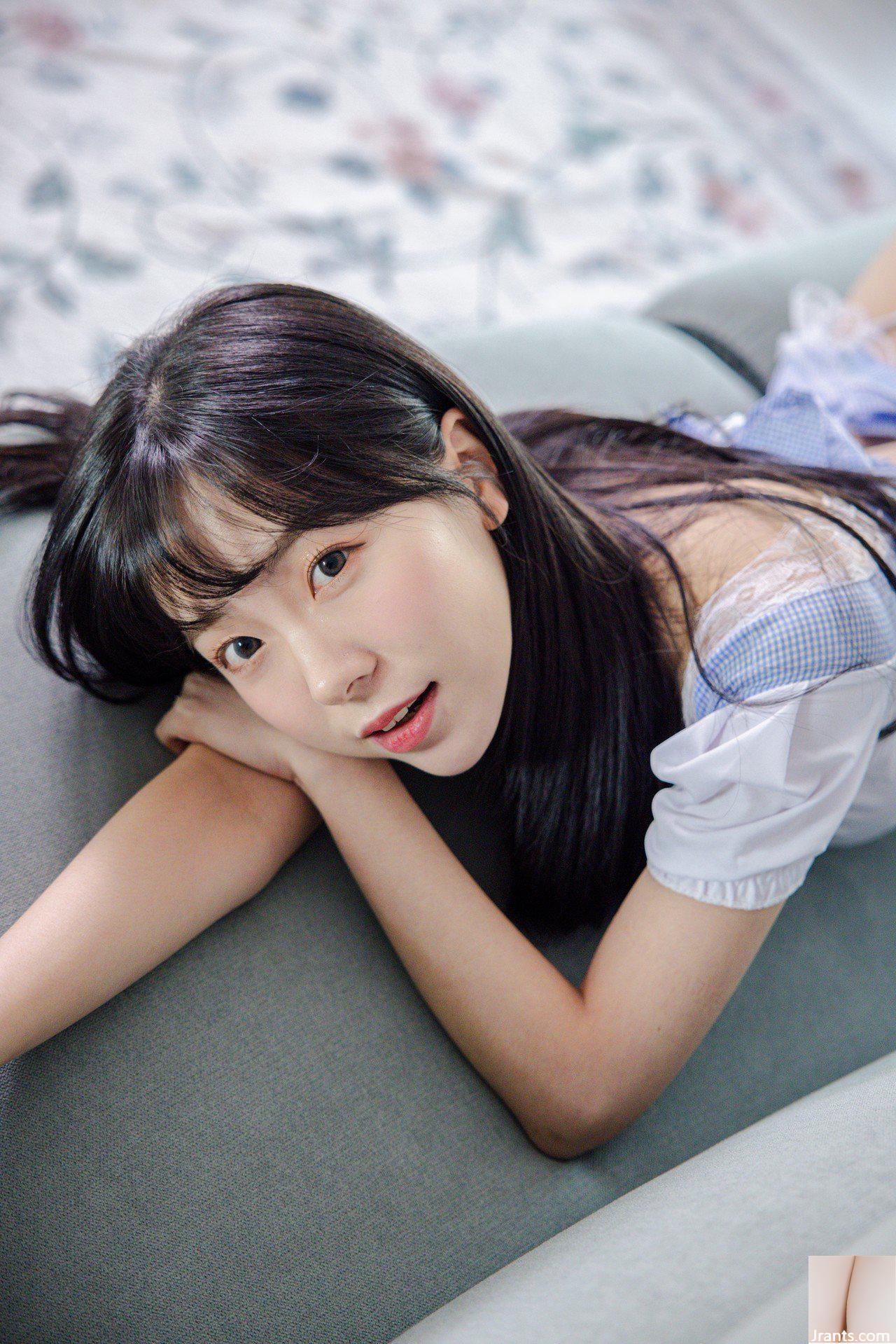 (Leeesovely Công số 2) Gương mặt baby và vòng một quyến rũ khiến người ta phải nhìn vào huyết thống (40P) - Ảnh 2