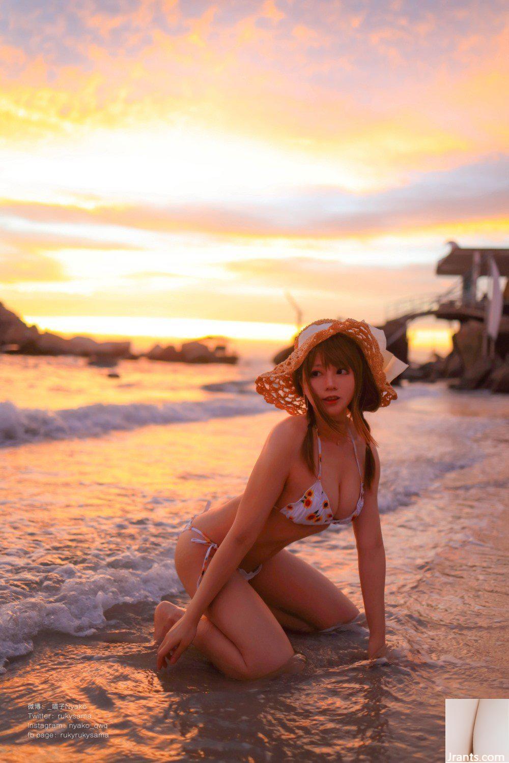 (Nyako) Bikini hướng dương (66P) - Ảnh 12