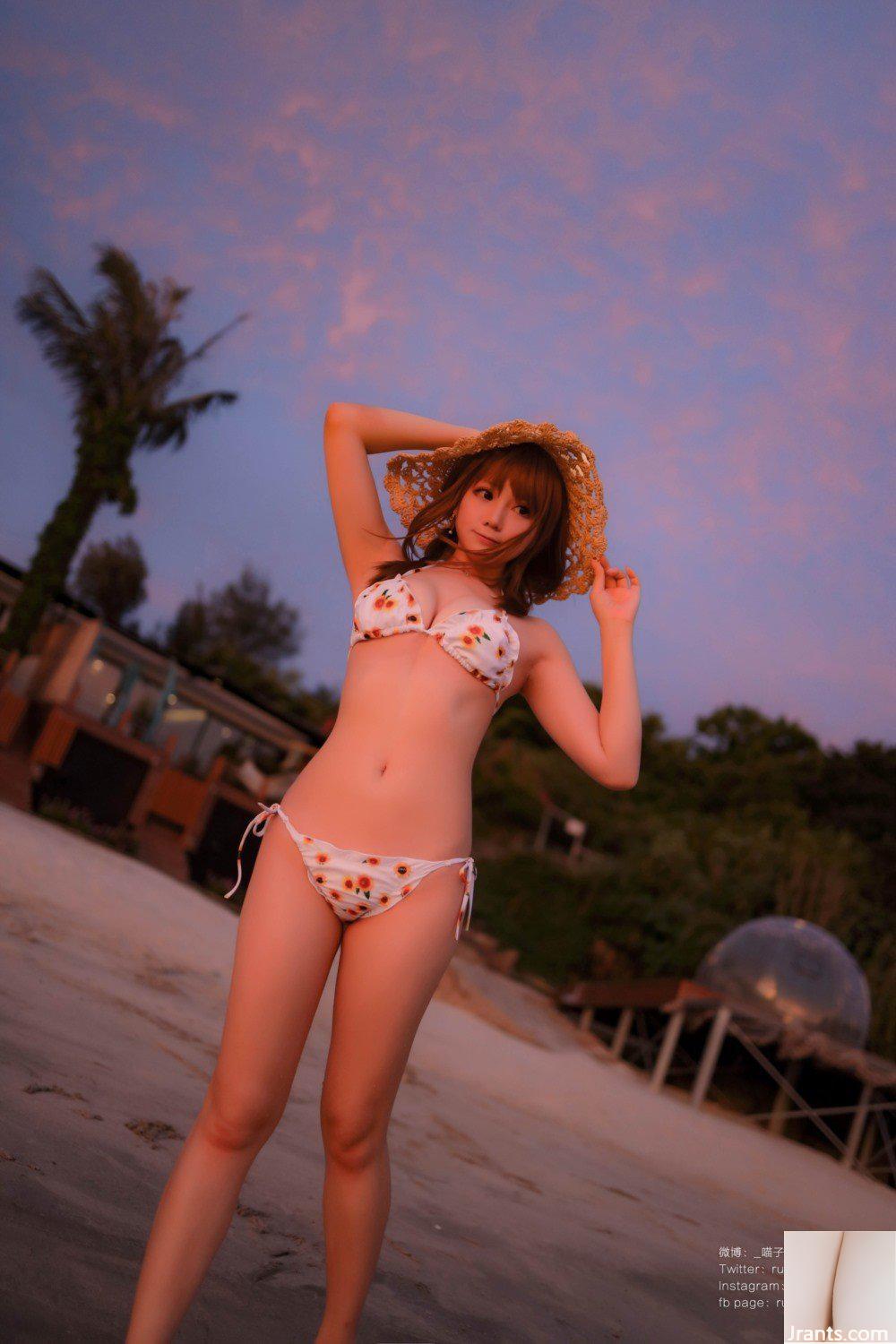 (Nyako) Bikini hướng dương (66P) - Ảnh 16