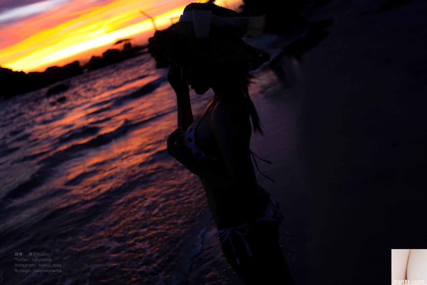 (Nyako) Bikini hướng dương (66P) - Ảnh 25