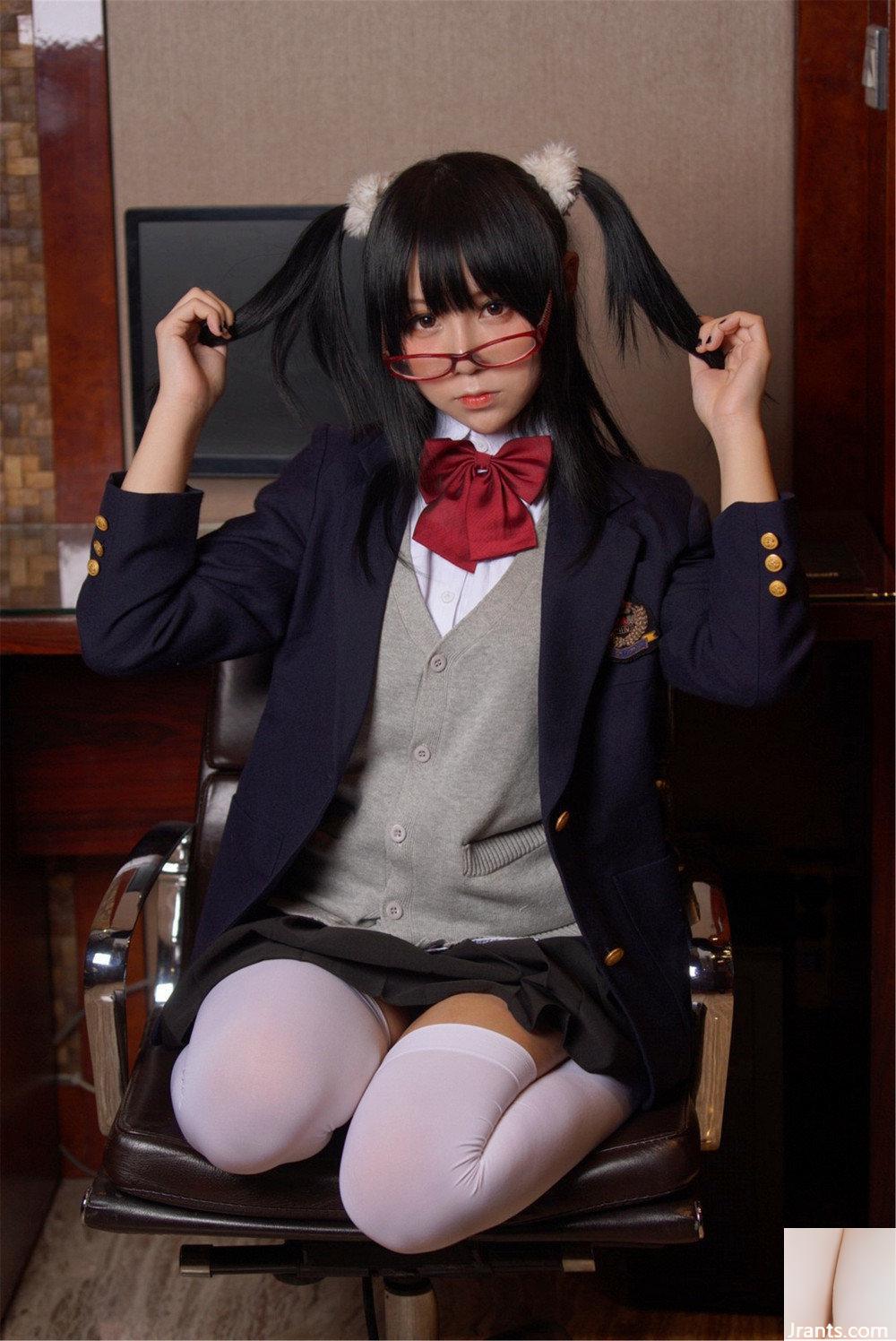 Silver 81x Shake Music “School Act” Quần tất trắng và tất đen quá hấp dẫn (60P) - Ảnh 33