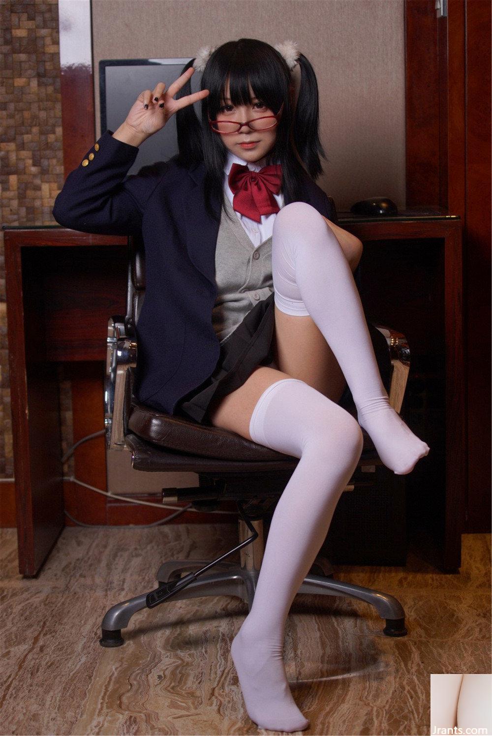 Silver 81x Shake Music “School Act” Quần tất trắng và tất đen quá hấp dẫn (60P) - Ảnh 35