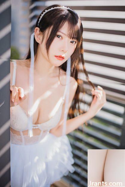 (Người mẫu Trung Quốc) Vanilla Meow Lulu-Yangzhi Ganlu “Váy voan trắng” (48P) - Ảnh 48