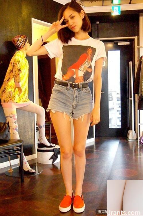 Khuôn mặt cực khoái của bạn gái tin đồn Mizuhara Kiko của G-Dragon trong quảng cáo trông như đang quay AV (27P) - Ảnh 27