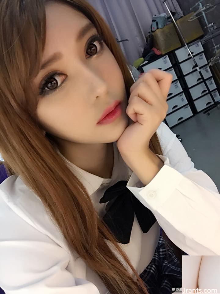 Ngực 36D Madou selfie gợi cảm-Anqelina Huanhuan - Ảnh 9