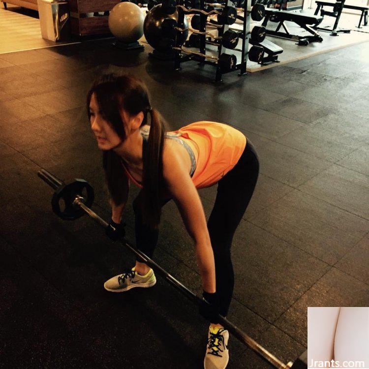 Quy mô xếp hạng X của Liu Yurou! Selfie hoàn toàn khỏa thân và gợi cảm, khoe Nam bán cầu (33P) - Ảnh 23