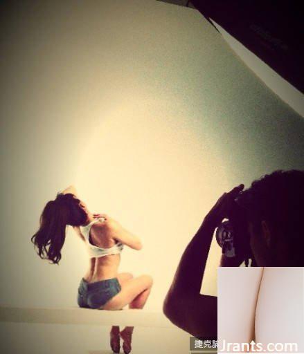 Kimiko cởi cúc quần, cởi bỏ nội y nóng bỏng và bắt mắt (39P) - Ảnh 20