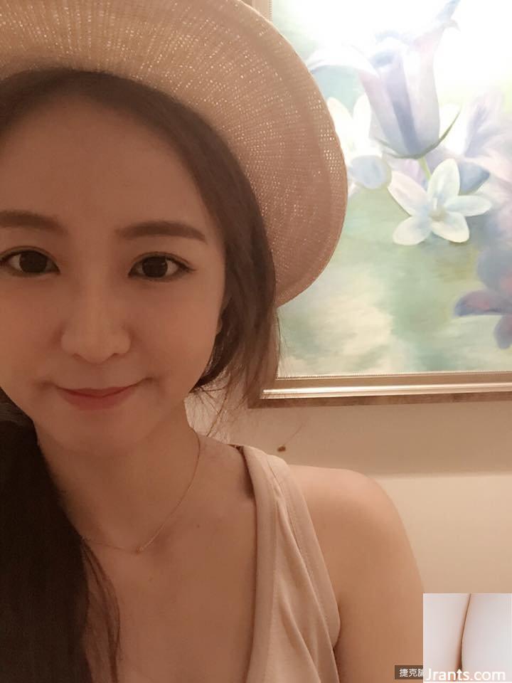 Nữ thần mắt điện 34D ~ Chu Tiểu Hàn ~ giải phóng làn sóng xinh đẹp nóng bỏng và gợi cảm (73P) - Ảnh 43