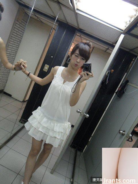 Nữ thần mắt điện 34D ~ Chu Tiểu Hàn ~ giải phóng làn sóng xinh đẹp nóng bỏng và gợi cảm (73P) - Ảnh 49