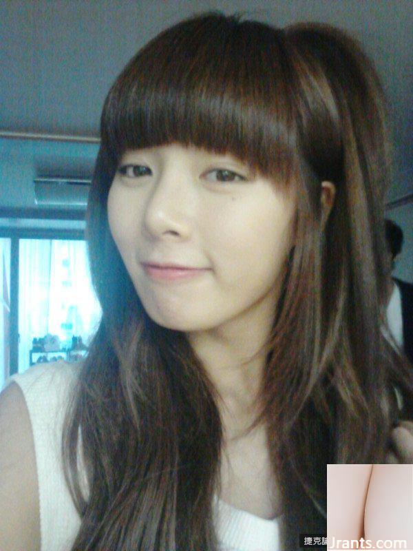 Tạp chí “APLUS”~HyunA cởi bỏ nội y! Nam bán cầu + lộ mông tươi tắn (30P) - Ảnh 28