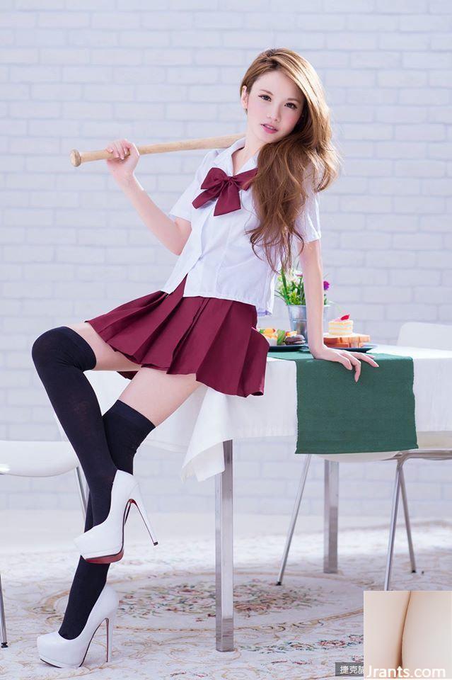 Người đẹp có làn da trắng sáng Xu Qiyu (Rui 咩咩) vừa ngọt ngào vừa gợi cảm (29P) - Ảnh 15