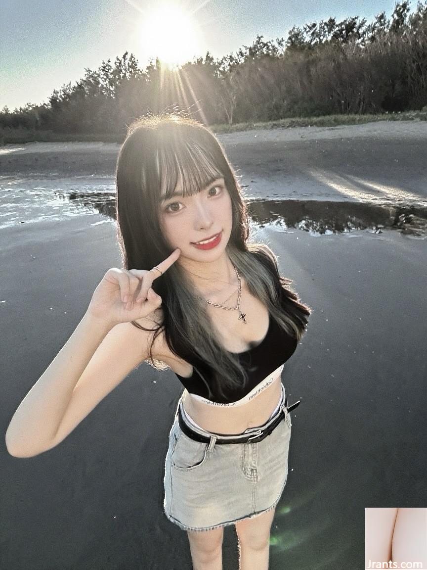 Hot girl gợi cảm “Zhang Wenchun” có ngoại hình và thân hình không tì vết (10P)