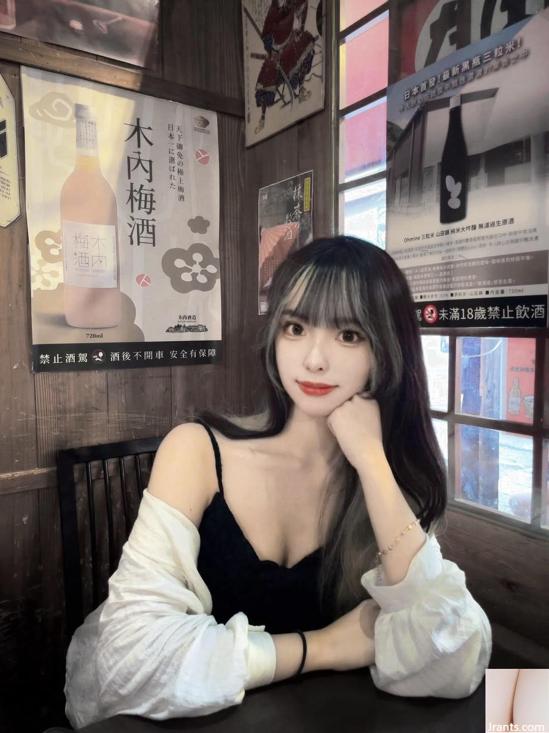 Hot girl gợi cảm “Zhang Wenchun” có ngoại hình và thân hình không tì vết (10P) - Ảnh 2