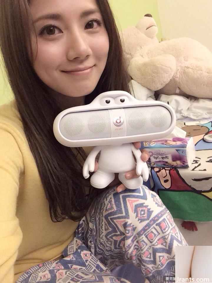 Cô gái touhua khoe “Tây bán cầu” và lộ toàn bộ đường ngực (37P)! - Ảnh 24