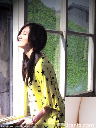 Cô gái touhua khoe “Tây bán cầu” và lộ toàn bộ đường ngực (37P)! - Ảnh 31