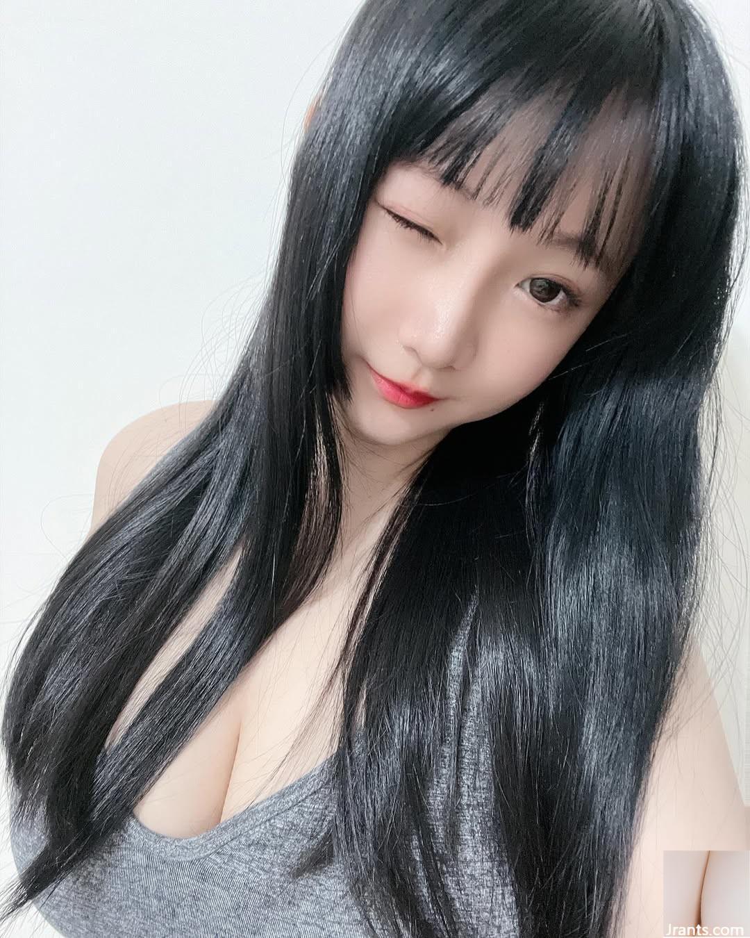 “Xu Ganzai” có thân hình bụ bẫm và nóng bỏng, lộ mặt gợi tình nhất (10P) - Ảnh 10