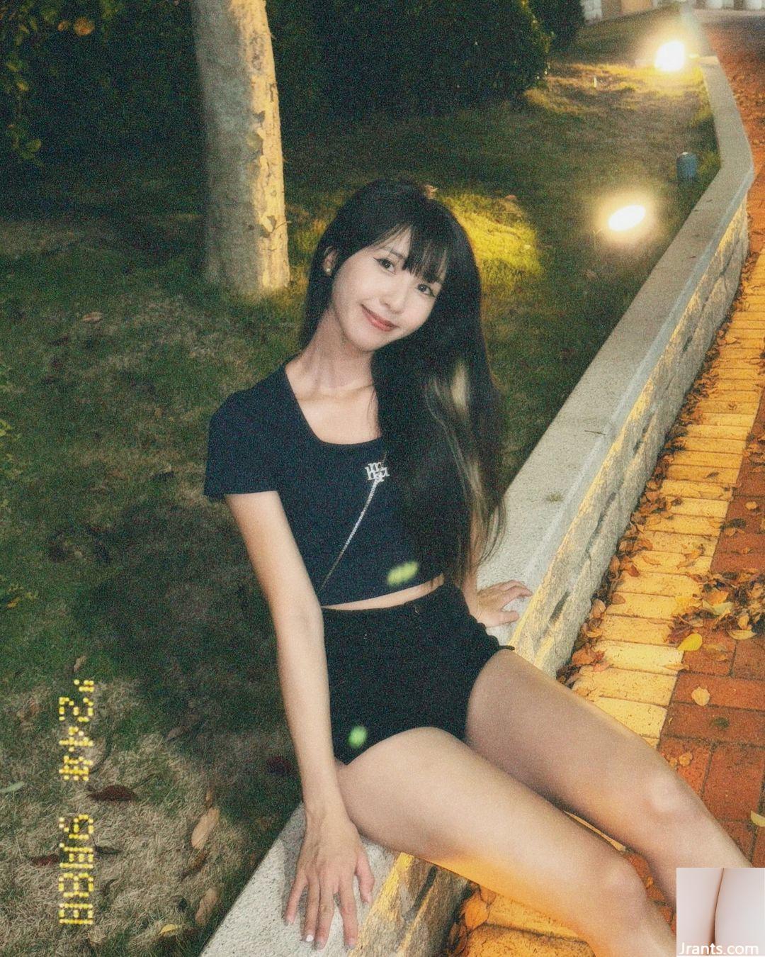 Nụ cười trắng trẻo, dịu dàng và quyến rũ của “Chen Yiting” sẽ chiếm được cảm tình của bạn (10P)