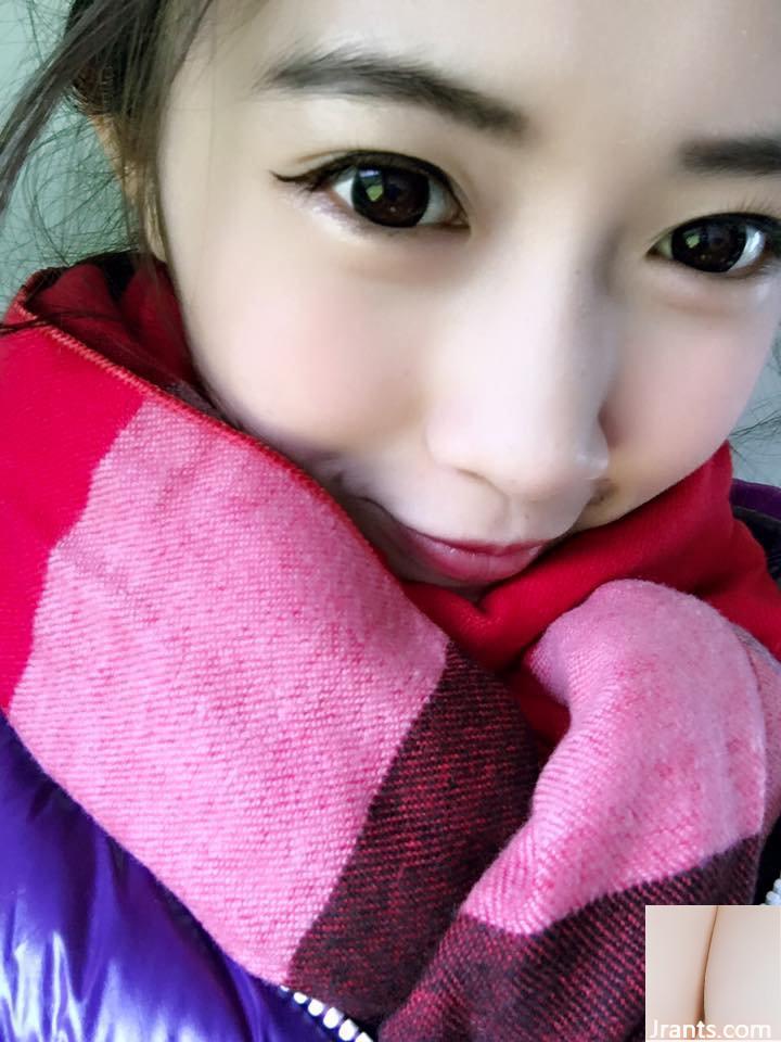 Khí chất ngọt ngào Madou ~ Huahuaer (Huamilu) ~ khoe rãnh sâu gợi cảm trước xe khiến ai cũng phải bơm máu (43P) - Ảnh 12