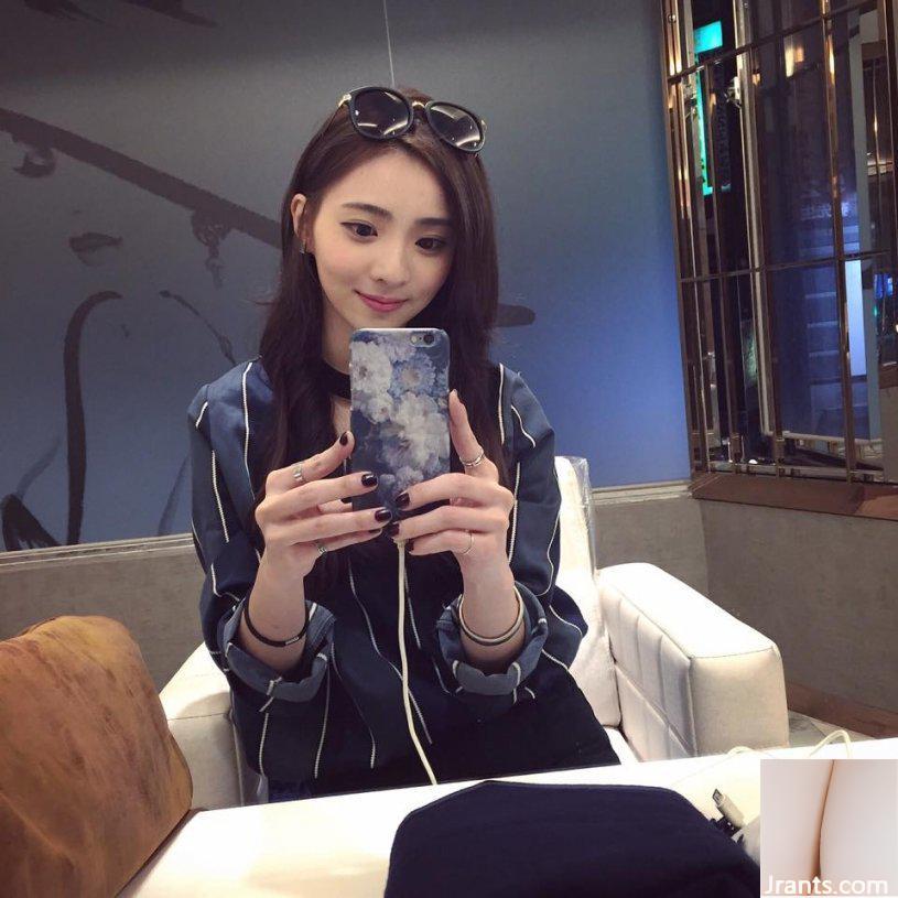 Tiên nữ đã giáng trần ~ Viên Viên đẹp đến vỡ trời ~ (50P - Ảnh 11