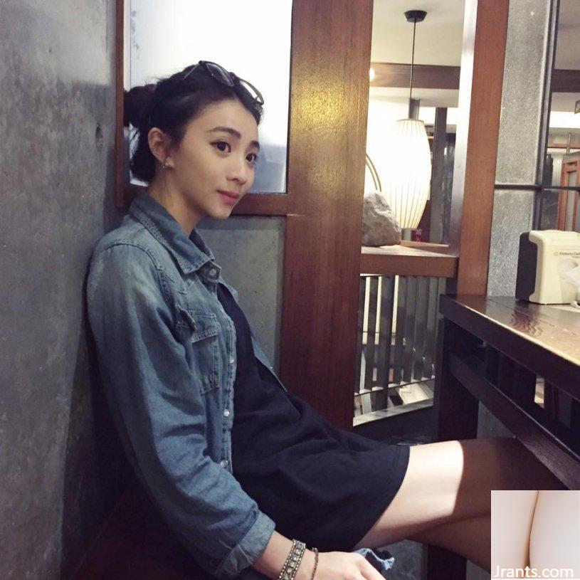 Tiên nữ đã giáng trần ~ Viên Viên đẹp đến vỡ trời ~ (50P - Ảnh 32