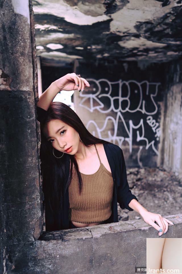 Yexi Zhengmei ~ Lv Yanxin ~ Ximen Ruins Chụp ảnh ngoài trời với dáng người gợi cảm và đẹp (34P) - Ảnh 18