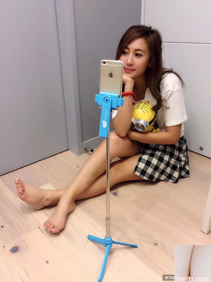 Madou ngọt ngào cúp F ~ Cai Xiaojie (Cai Yunjie) ~ Bộ ảnh hở hang mặc bikini được lan truyền với “đậu hồng” lộ trên ngực (45P - Ảnh 5