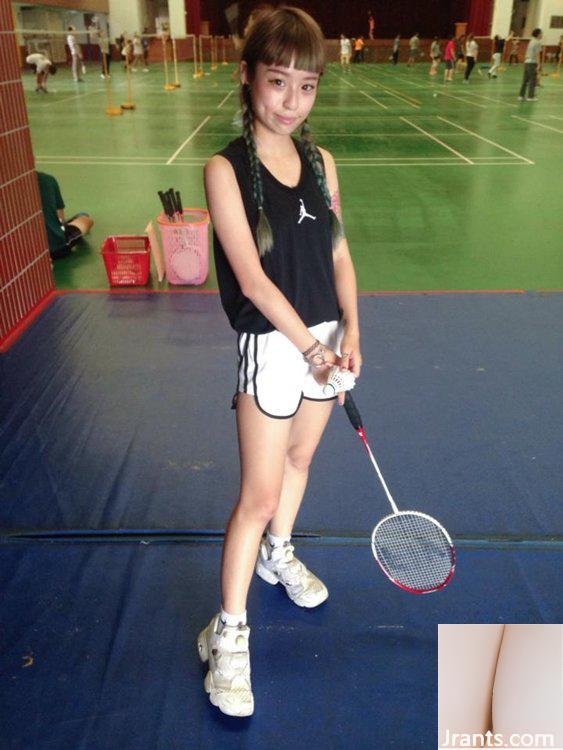 Lớp yoga bikini trong khu rừng tươi tốt, cô nàng ngư dân nhỏ gợi cảm Cinderellax Gao Zini (25P) - Ảnh 22