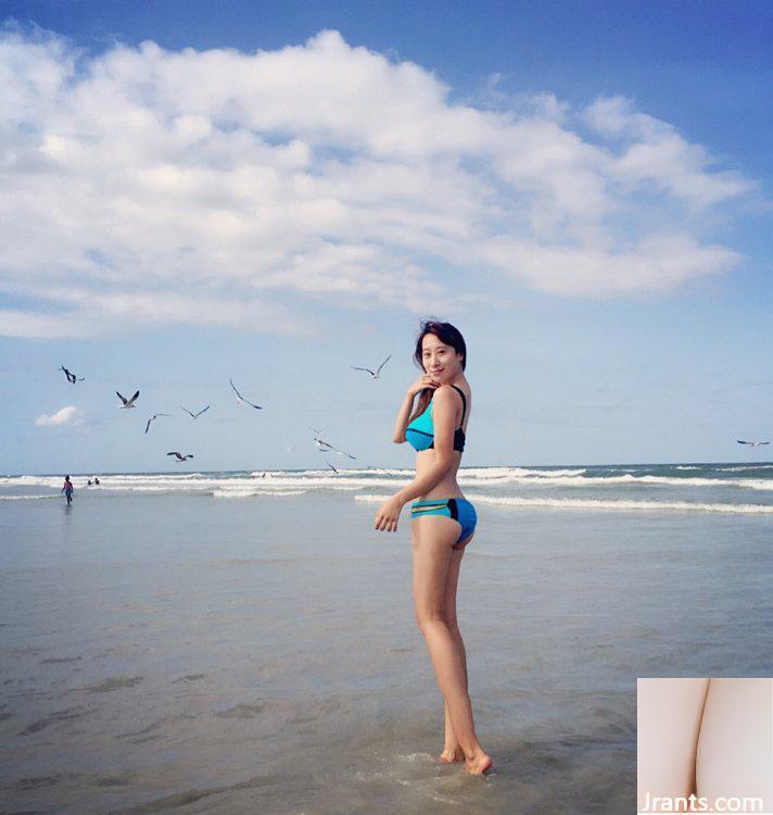 1 cô gái Quảng Đông 74 tuổi khoe vóc dáng nhờ “yoga trên không”, người mẫu nội y nổi tiếng Jiang Yuhong (21P) - Ảnh 12