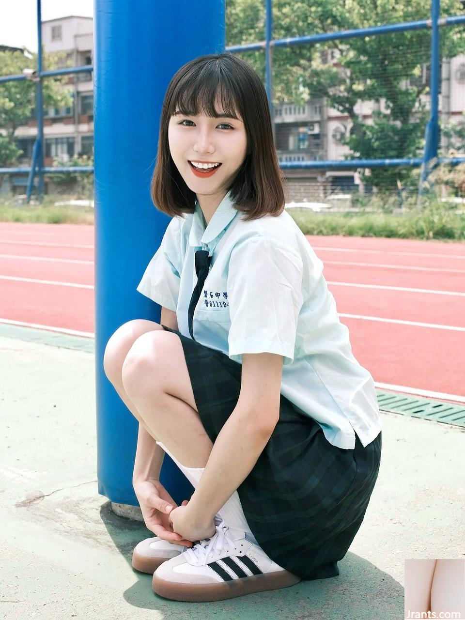 Cô nữ sinh nóng nảy “Ting” có nét mặt ngọt ngào đến mức không thể nào bị cám dỗ (10P) - Ảnh 2